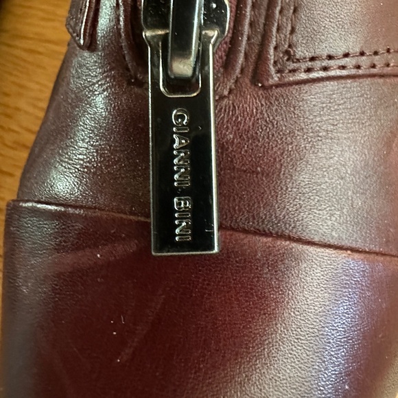 Gianni Bini Burgundy Leather Loafers with Zipper Size 9.5M Womens - Picture 7 of 15